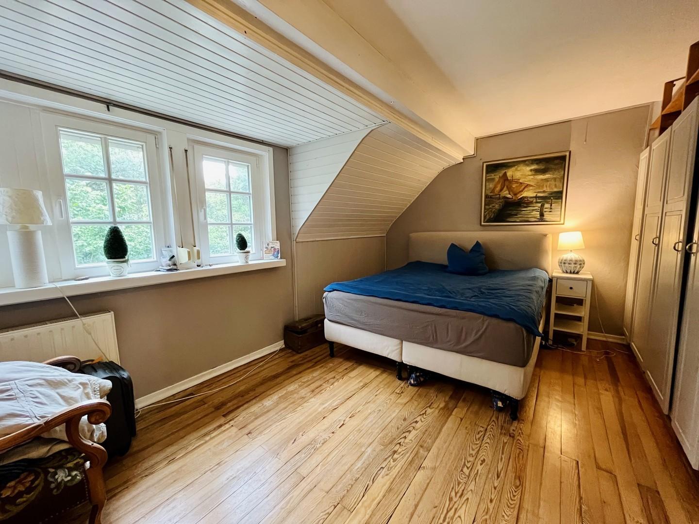 Schlafzimmer 2