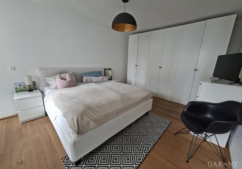 OG Schlafzimmer 1
