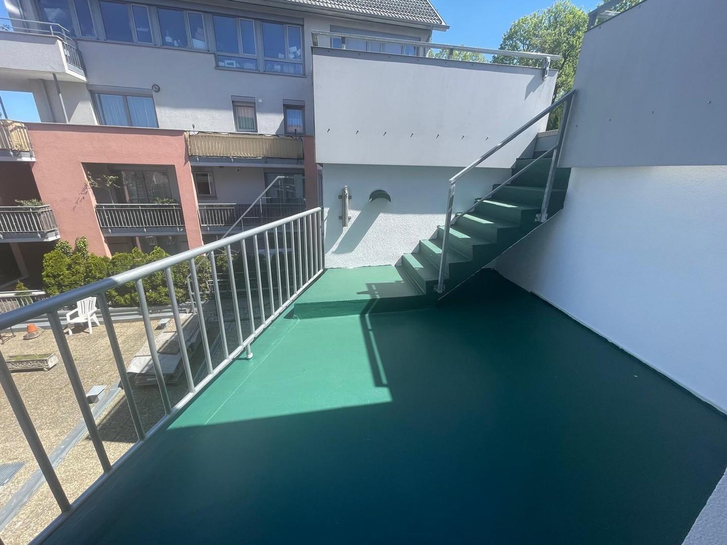 Balkon 02