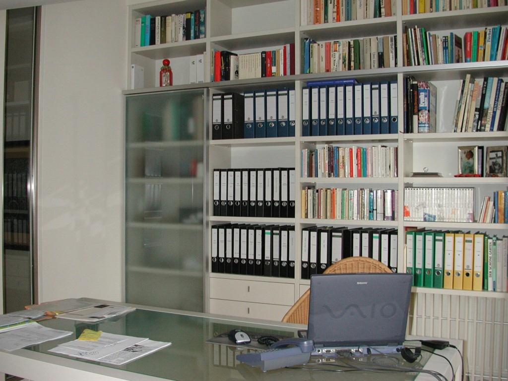 Zimmer mit Einbauschrank