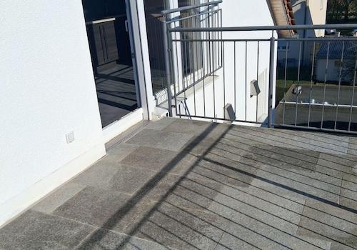 Balkon in Richtung Wohnbereich
