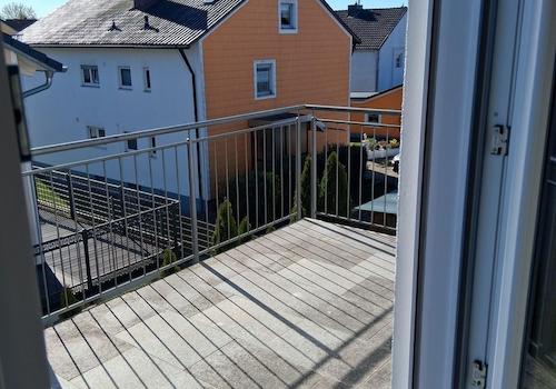 Balkon vom Wohnbereich aus