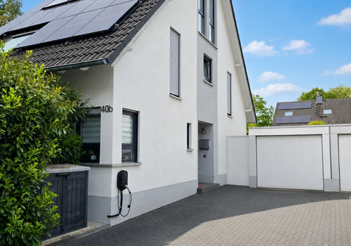 Haus/Eingang/Garage