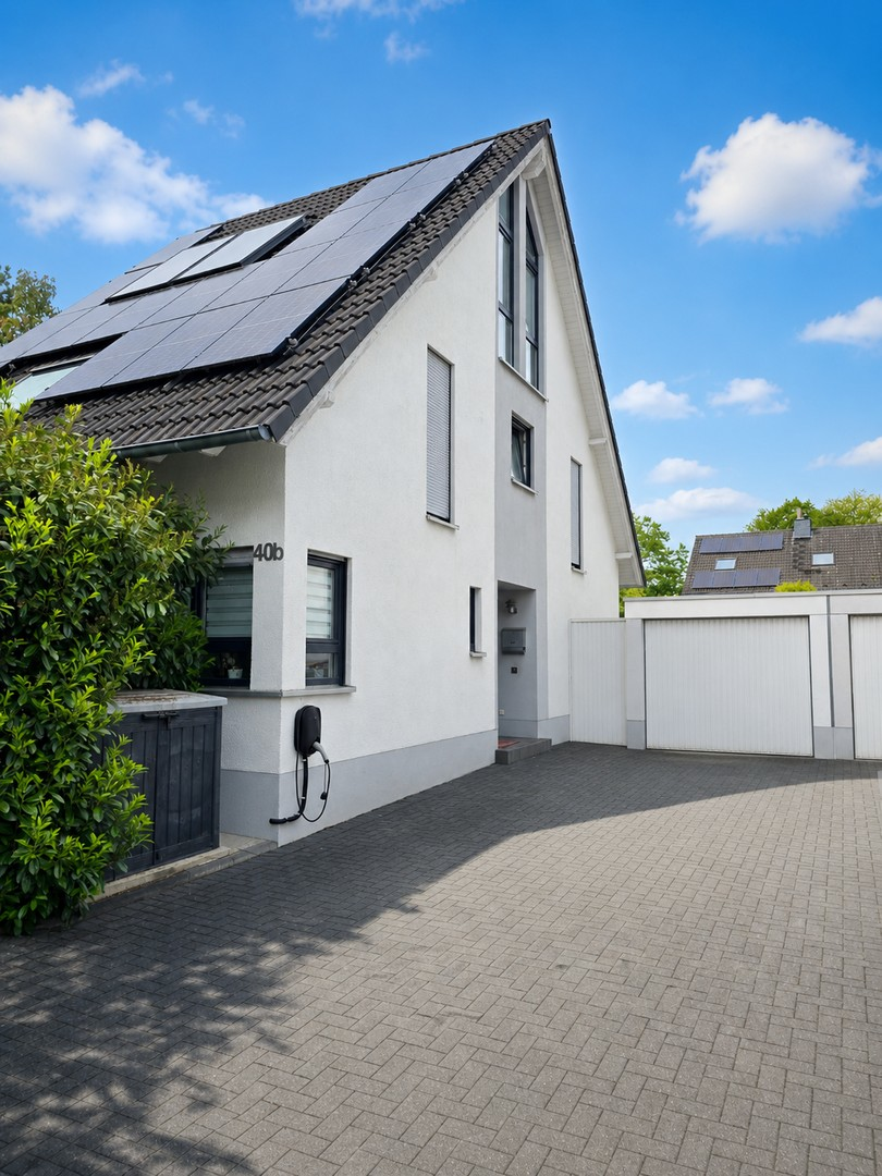 Haus/Eingang/Garage