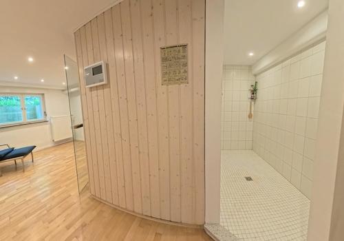 Saunabereich mit Dusche