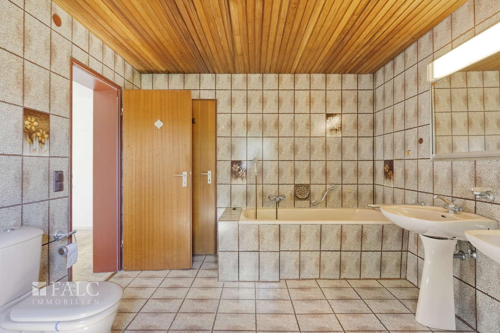Badezimmer-1. Obergeschoss