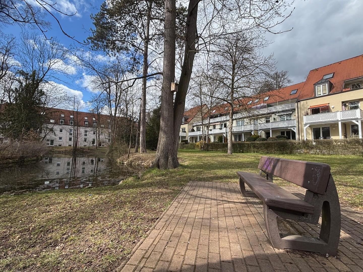 Ruheplatz  am Teich