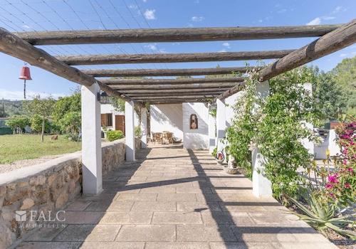 Pergola