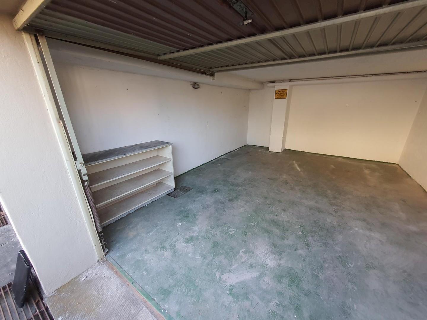 Garage 1