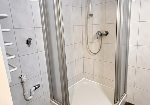Badezimmer 2