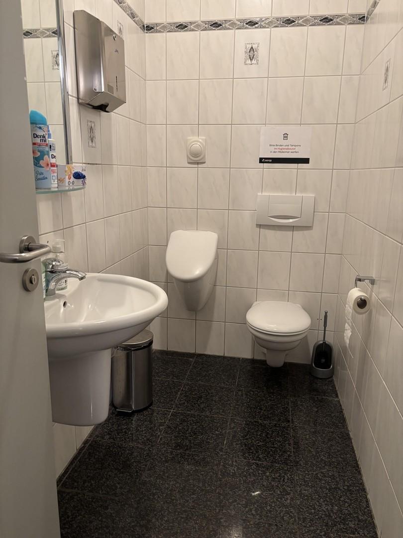 Herren Toilette