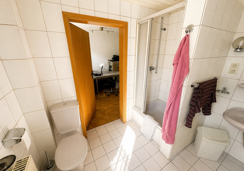 Badezimmer 1. OG