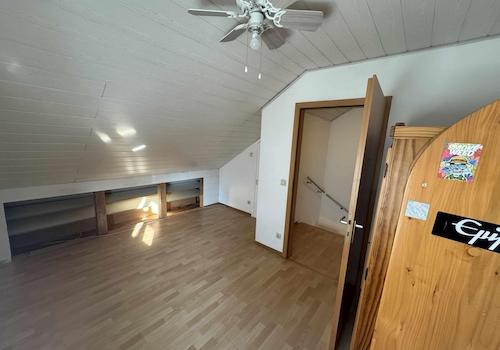Dachzimmer 1