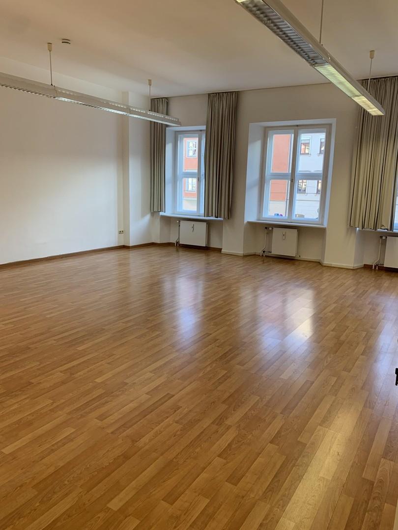 1. Stock Raum 3