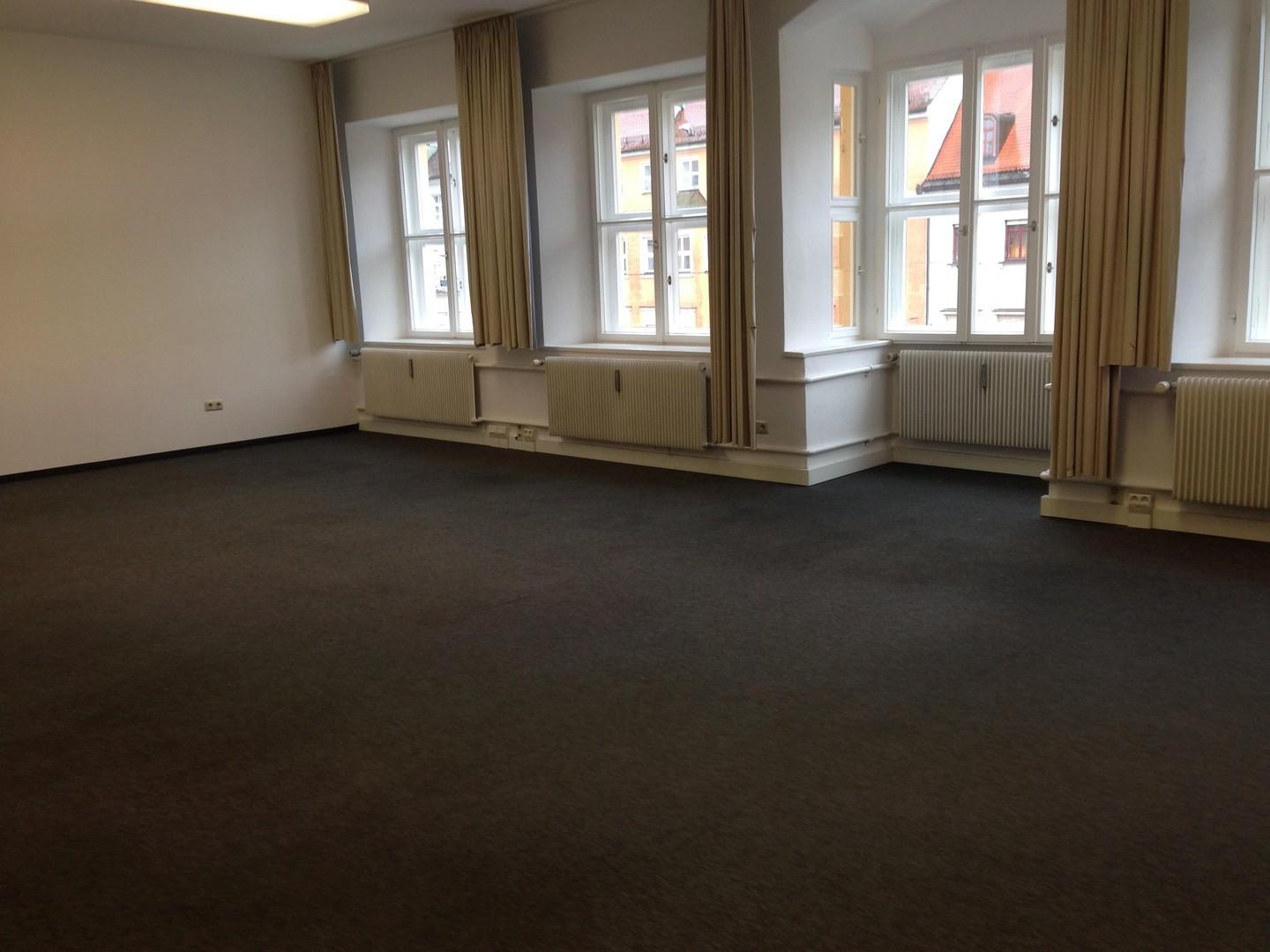 2. Stock Raum 2