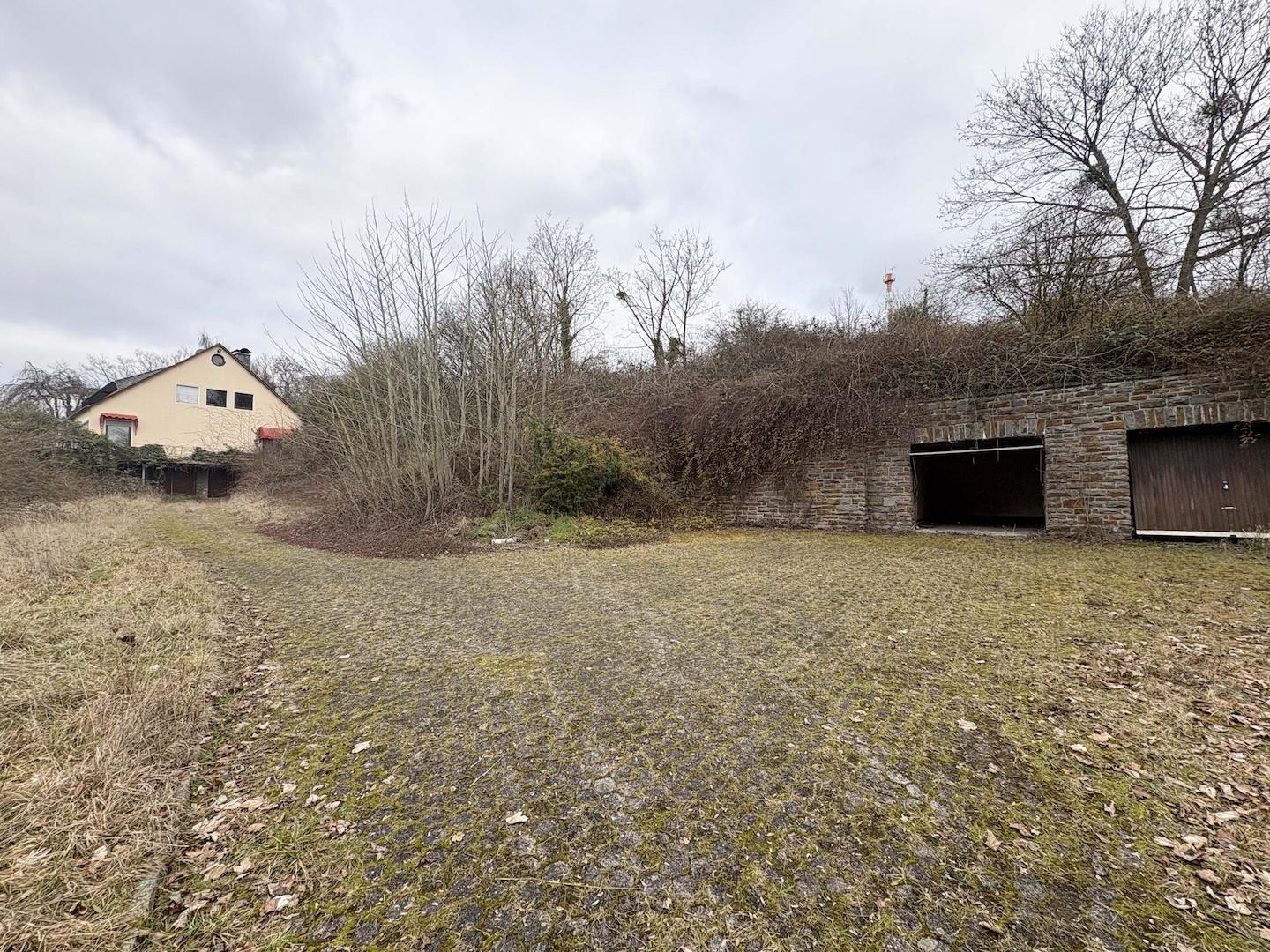 Zuwegung zum Haus
