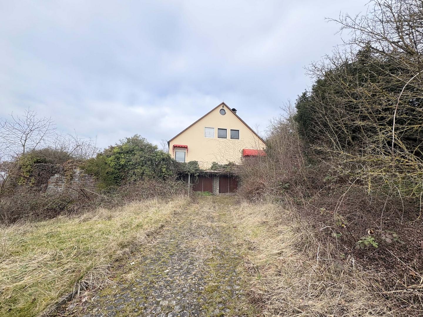 Zuwegung zum Haus