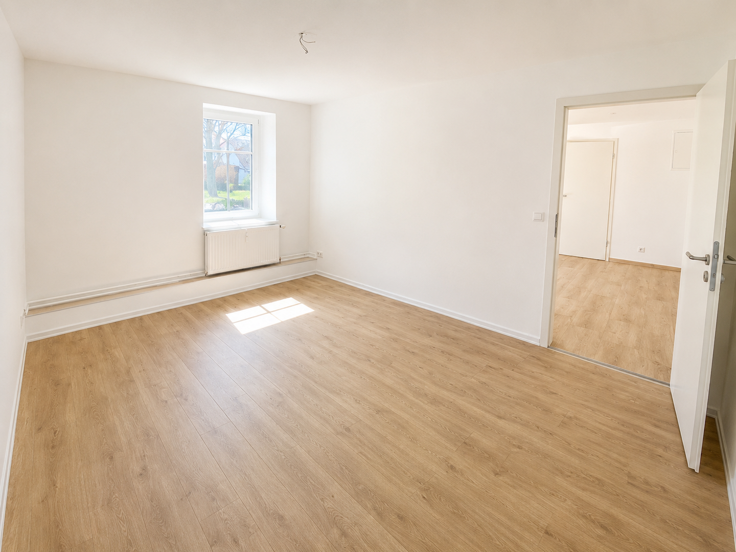 Schlafzimmer 1