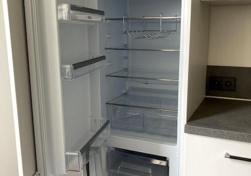 EBK mit Kühl- & Gefrierschrank