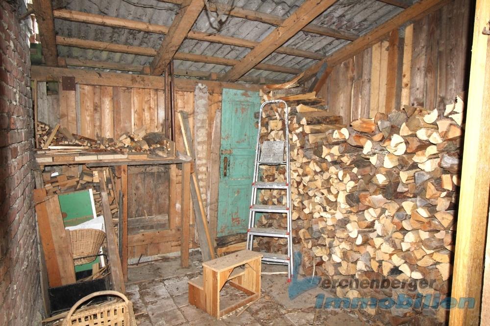 Holzschuppen.jpg