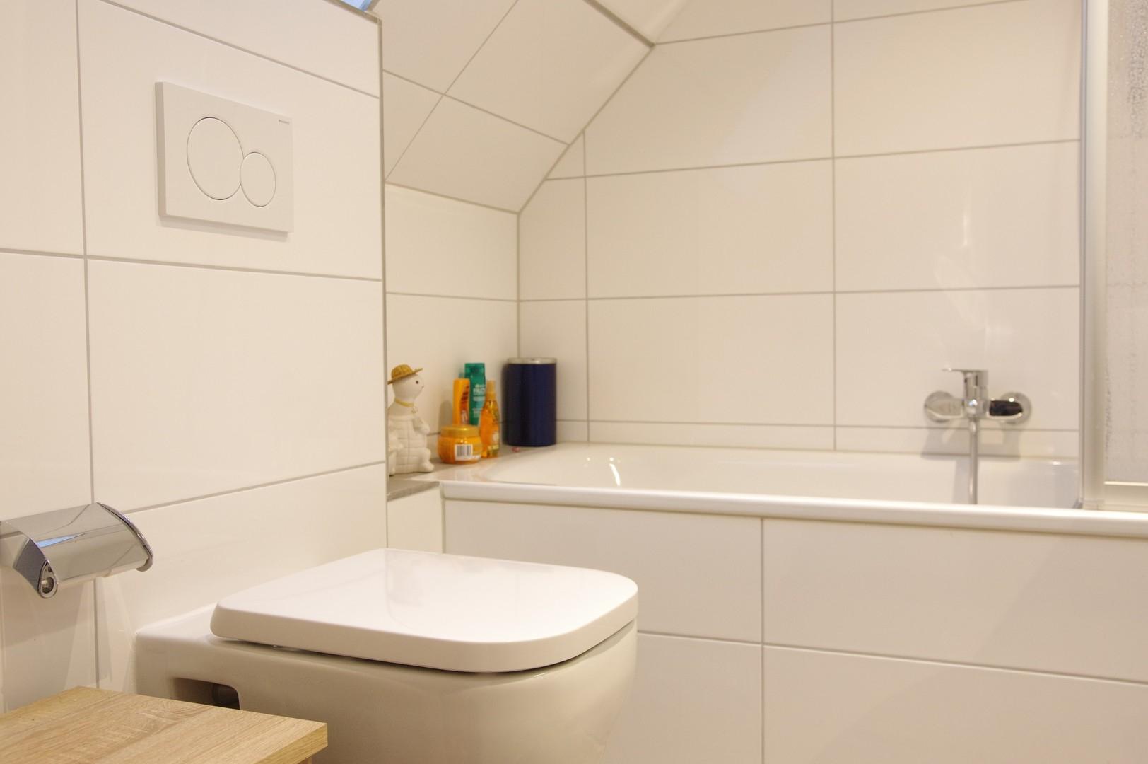 Bad II - mit Badewanne