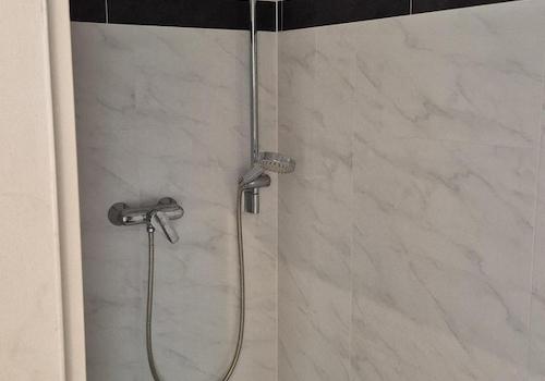 Seperate Dusche