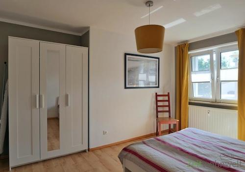 Kleiderschrank