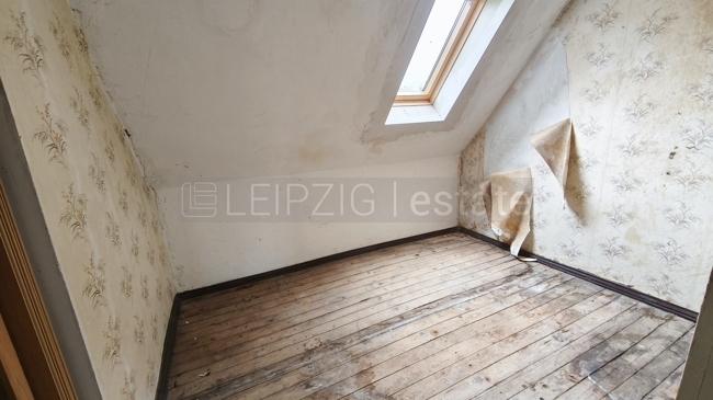 Durchgangszimmer DG
