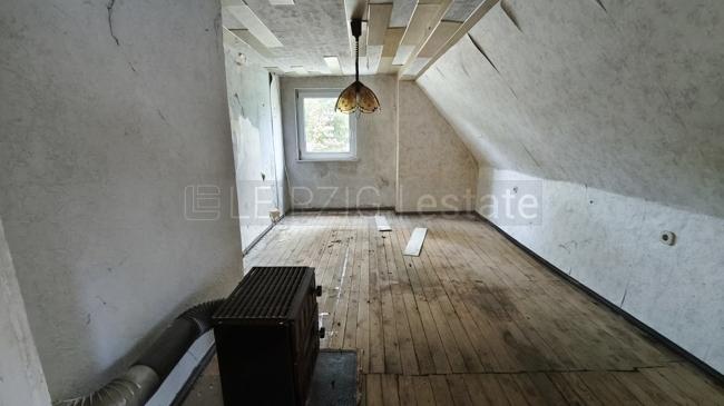 Zimmer Dachgeschoss 2
