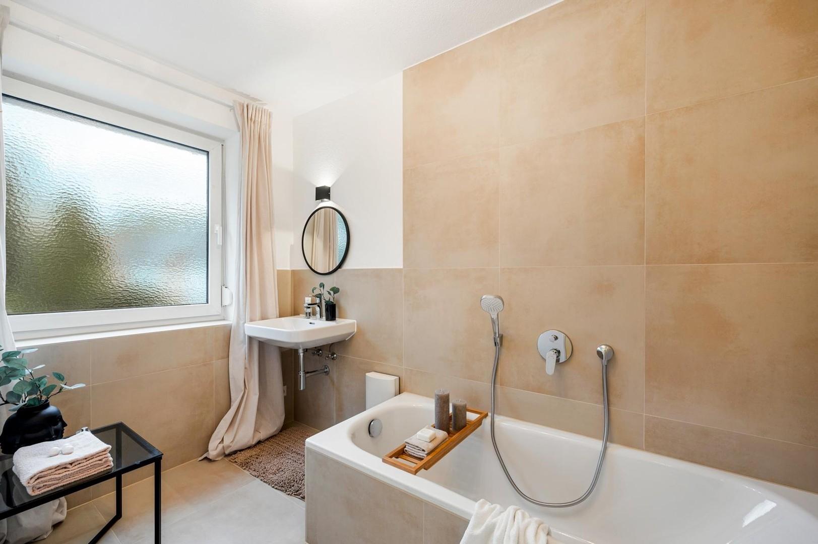 mit Badewanne