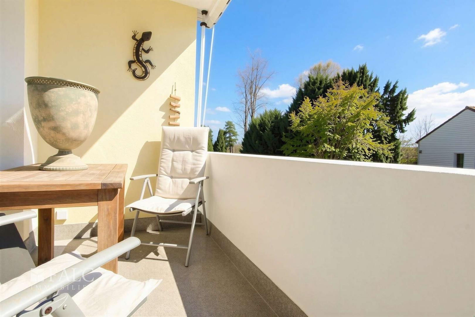 EG rechts Balkon