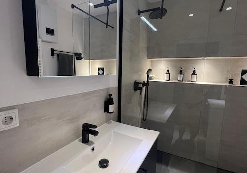 Badezimmer 1 