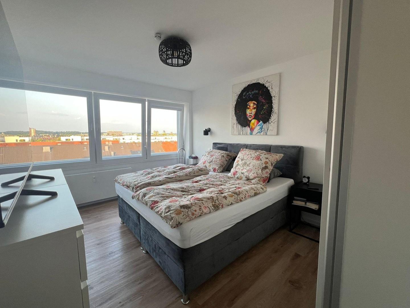 Schlafzimmer 1