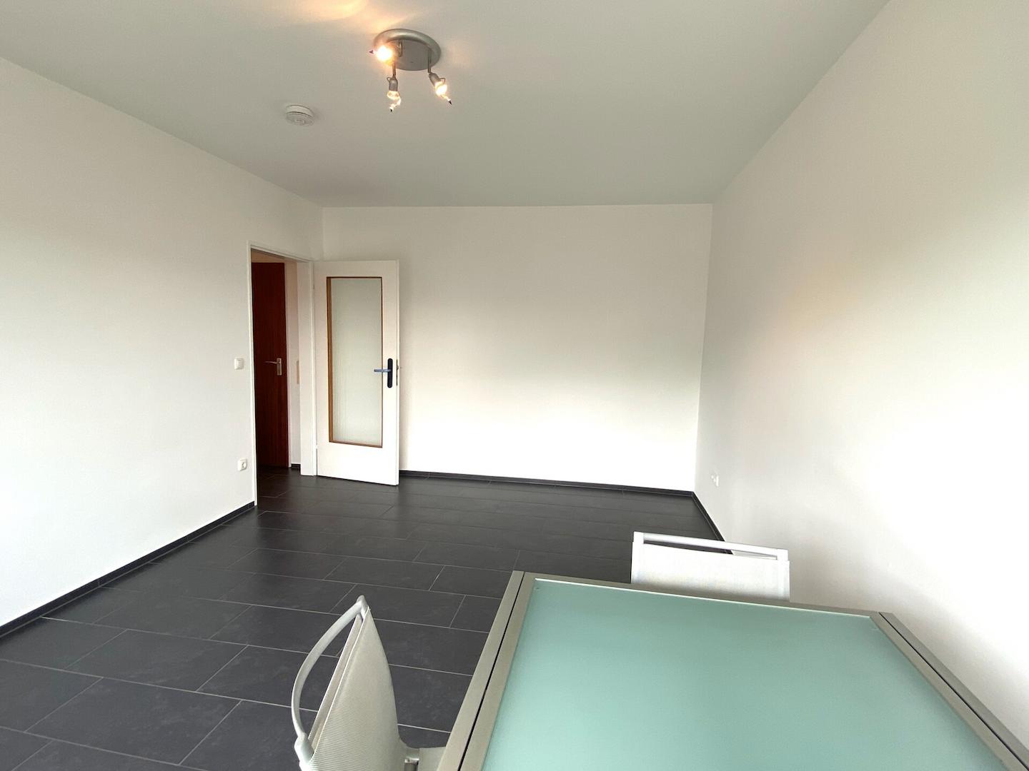 Wohnzimmer Richtung Eingang