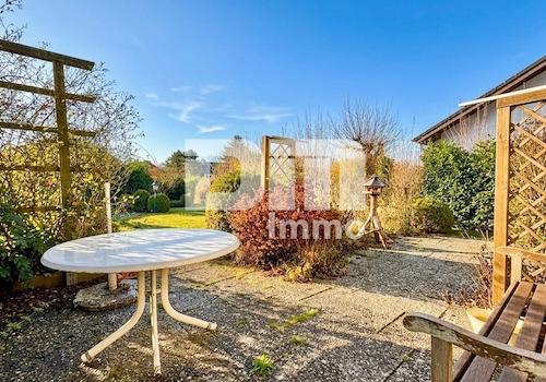 Terrasse 2 / Blick Gartenbereich