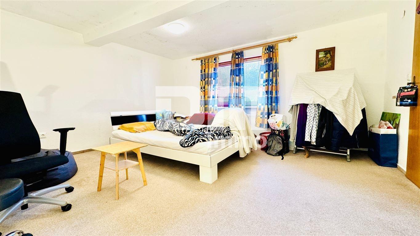OG Schlafzimmer 1