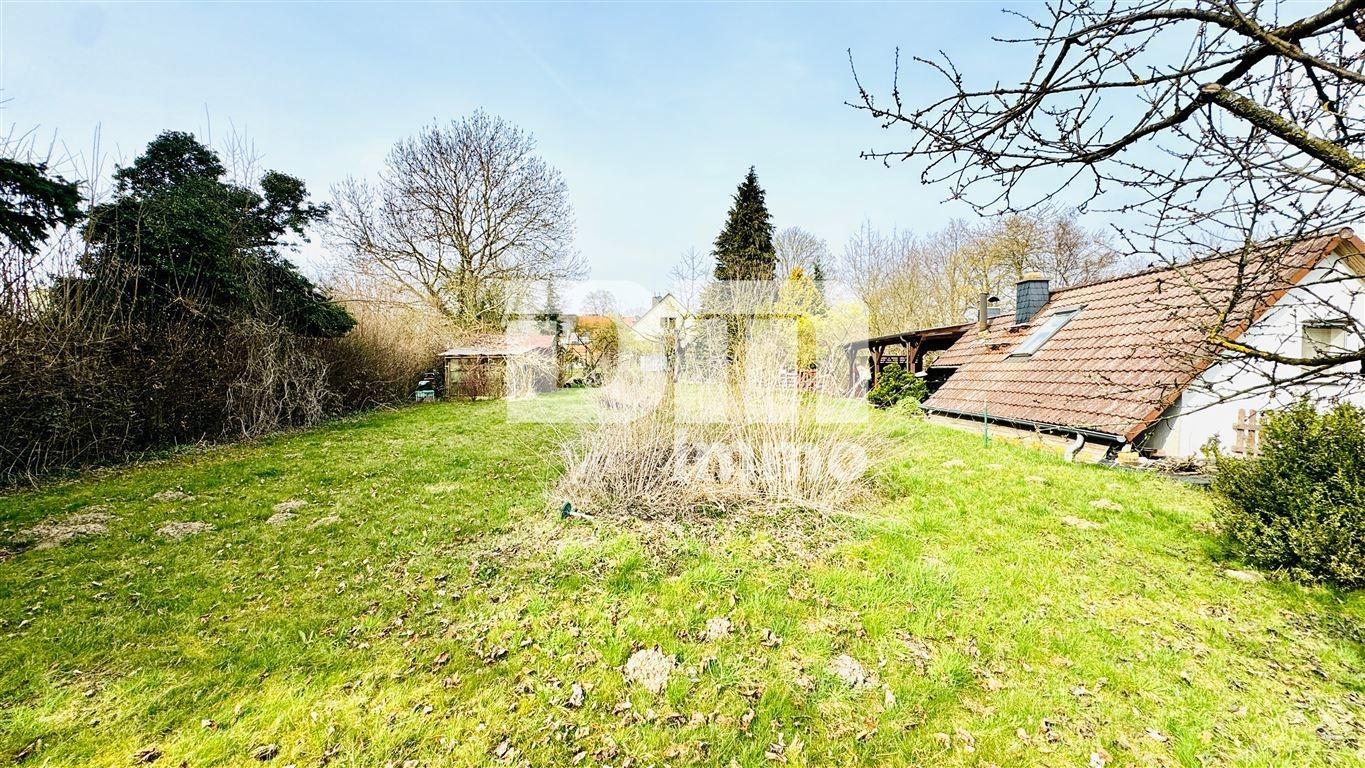 Großer Gartenbereich