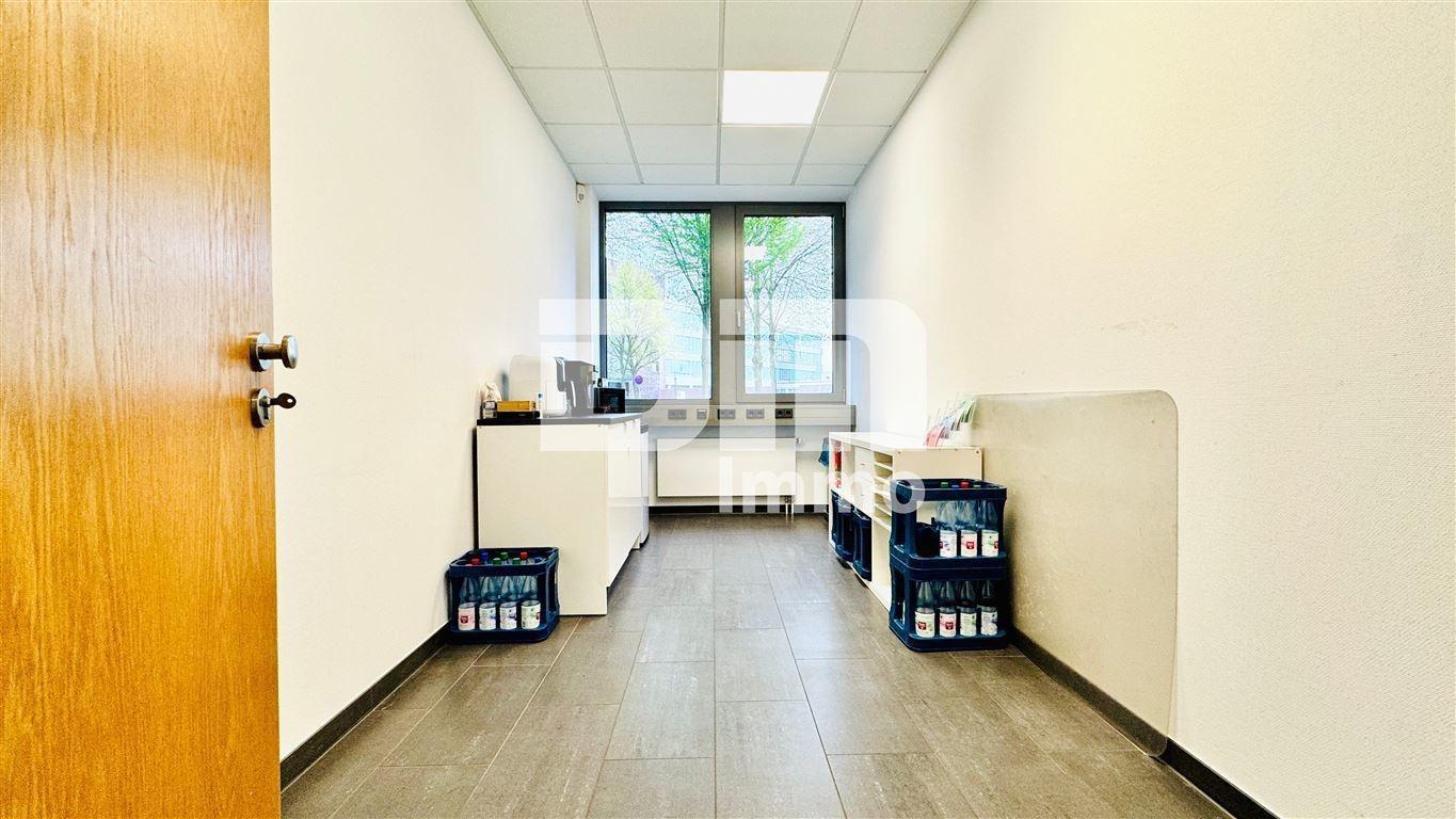 1. Raum rechts / Pantry Küche