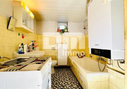 Haus massiv Badezimmer / Wanne
