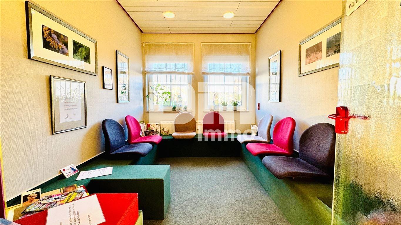 Einheit 1 Wartezimmer