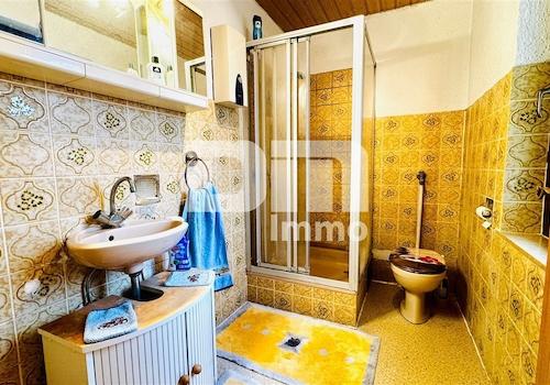 Vorderhaus OG Badezimmer / Dusche