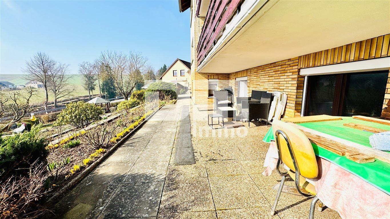 Terrassenbereich hinter dem Haus