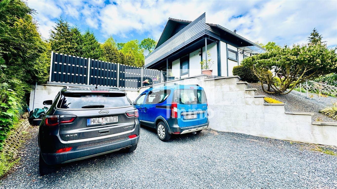 Parkplätze vor dem Haus