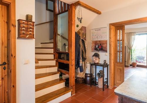 Flur und Treppe