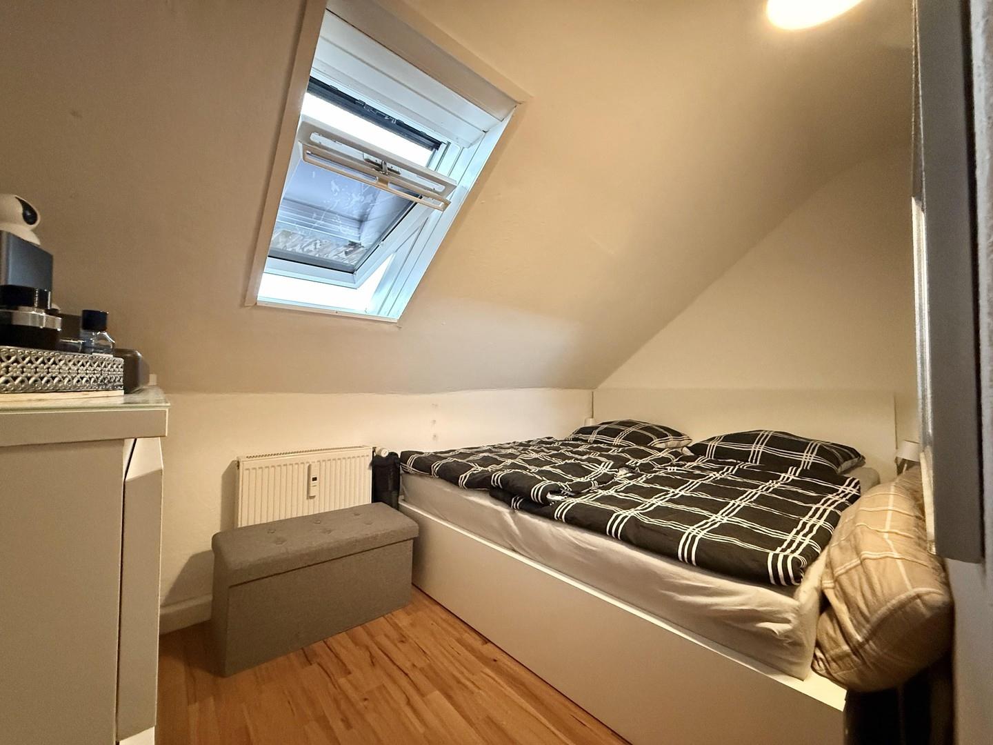 Schlafzimmer 2