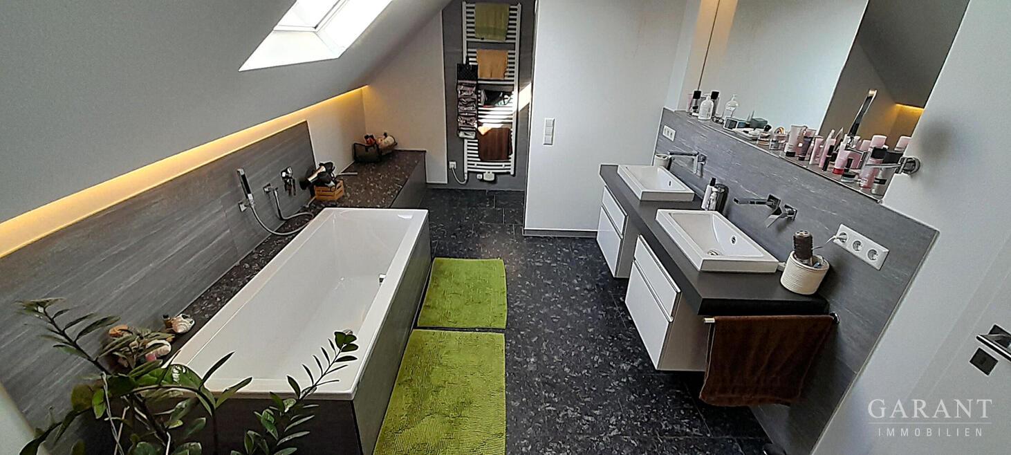Badezimmer OG