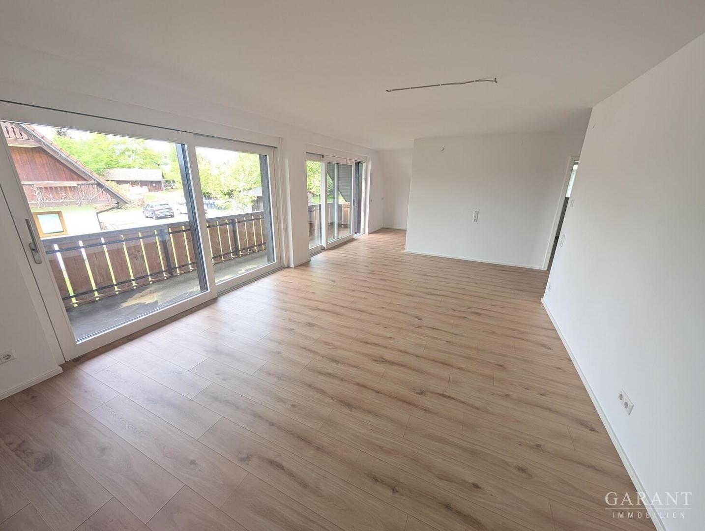 Wohn- Esszimmer B3