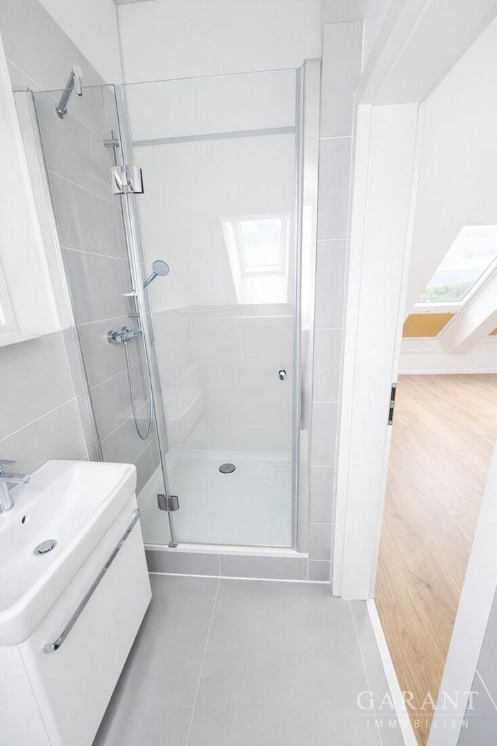 Bad mit Dusche
