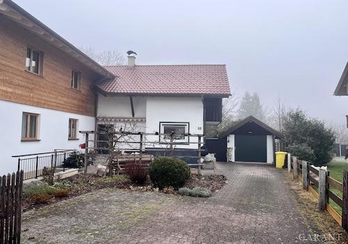 Einfahrt zum Haus