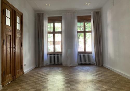 Großes Wohnzimmer
